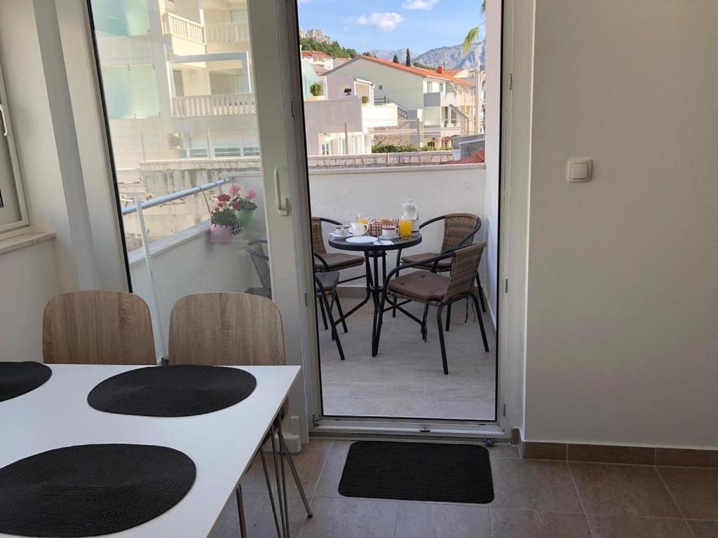 Apartmani “Kresimir” Omis Exterior photo