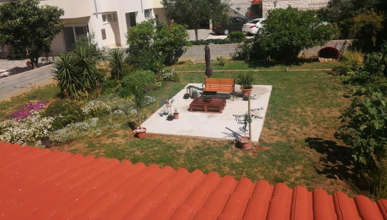Apartmani “Kresimir” Omis Exterior photo